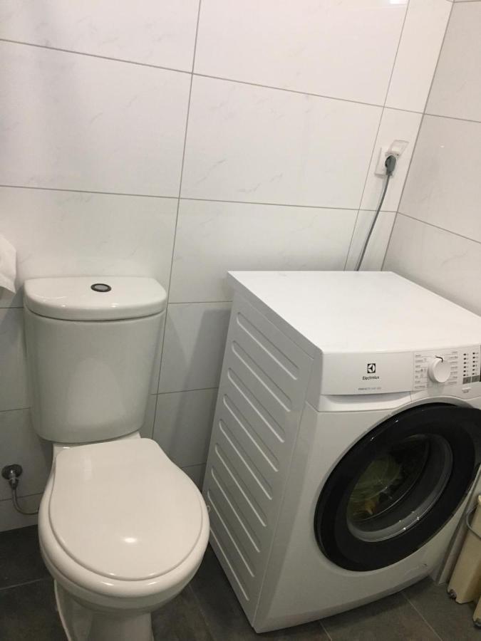 River Apartment Парачин Екстериор снимка