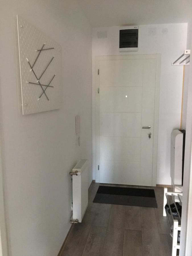 River Apartment Парачин Екстериор снимка